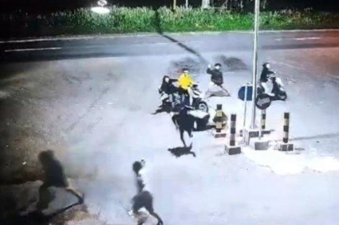 Honda BeAT Emak-emak Lenyap di Bekasi, Ulah 5 Remaja Bersenjata Tajam