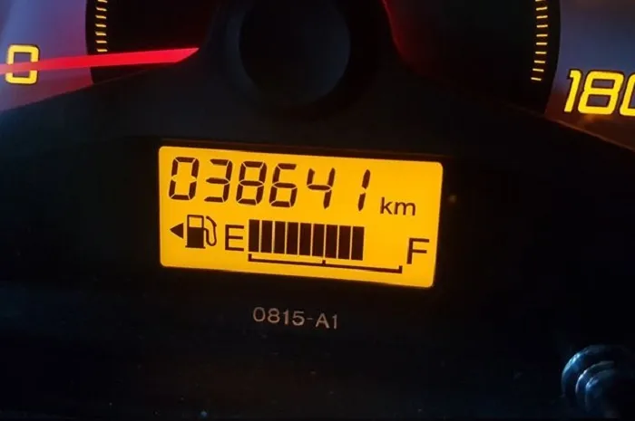 Ini Arti Yang benar Huruf E di Indikator Bensin, Biar Tidak Salah